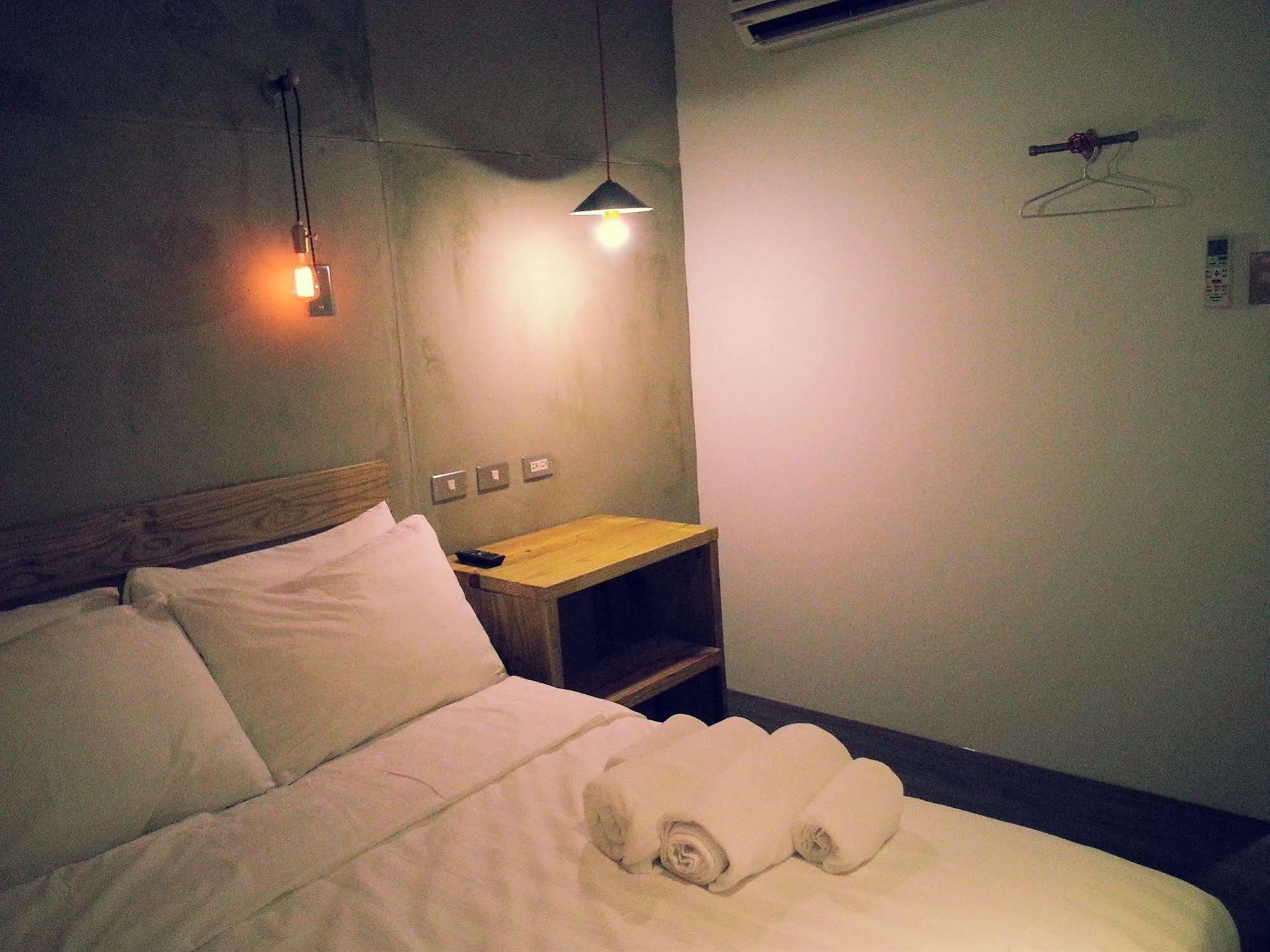 Just Inn 正旅館 北車 Taipei Exterior foto