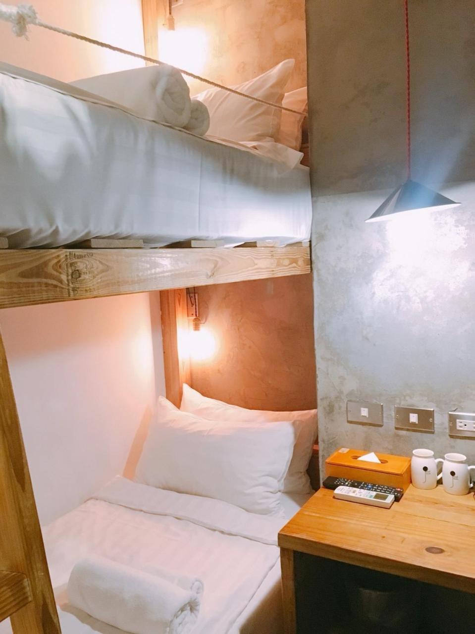 Just Inn 正旅館 北車 Taipei Exterior foto